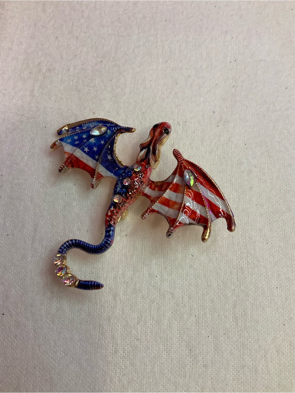 Patriotic American Flag Dragon Brooch - Red, White & Blue (Y-9)